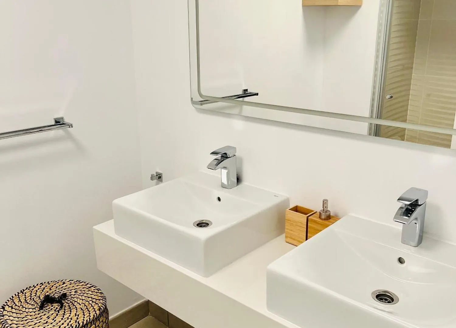 Serenity Views Appartement Lumineux Avec Terrasse, Nature Et Piscine Estepona