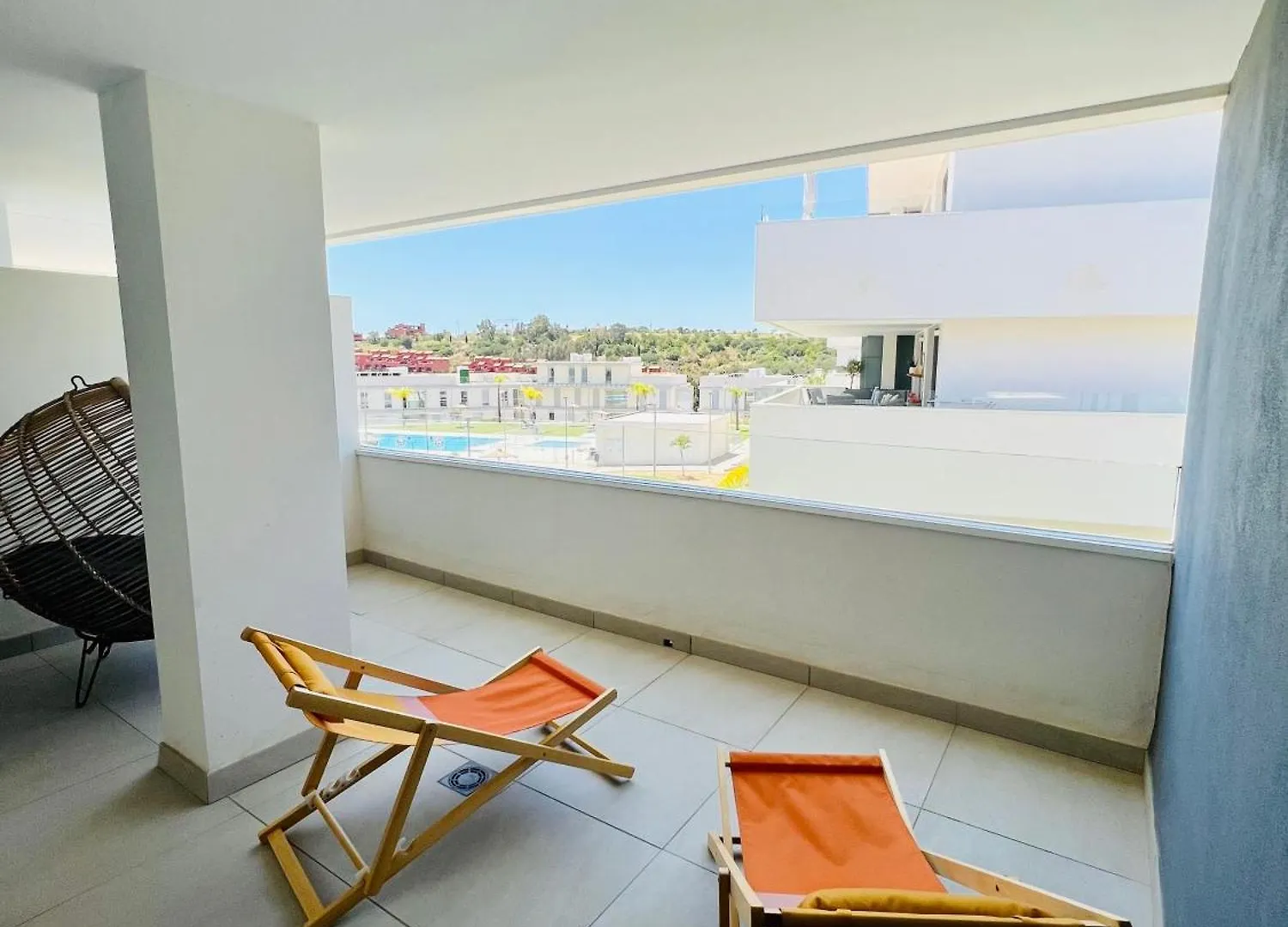 Apartment Serenity Views Appartement Lumineux Avec Terrasse, Nature Et Piscine Estepona Spain
