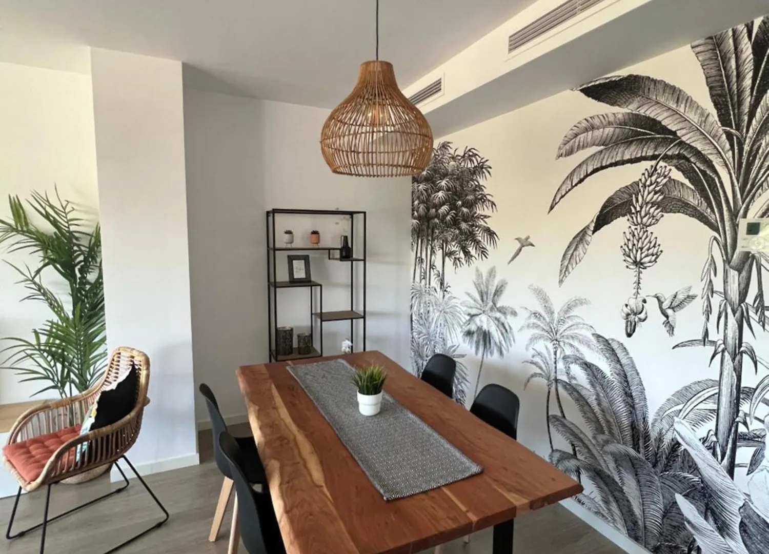 Serenity Views Appartement Lumineux Avec Terrasse, Nature Et Piscine Estepona Apartment